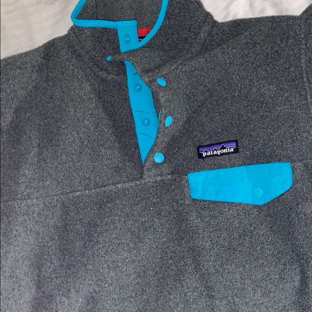 Pull over sweatshirt